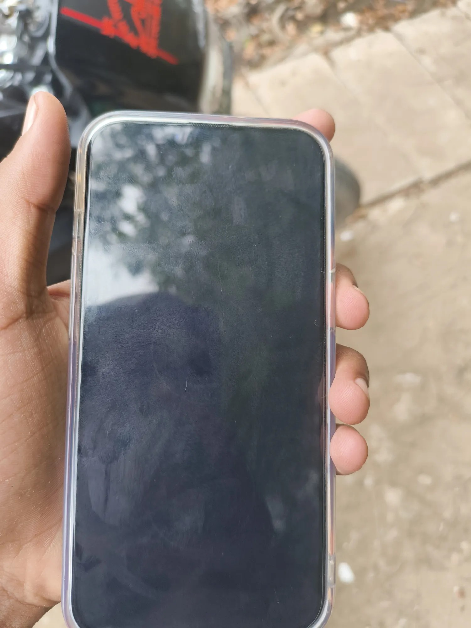 Apple iPhone 13