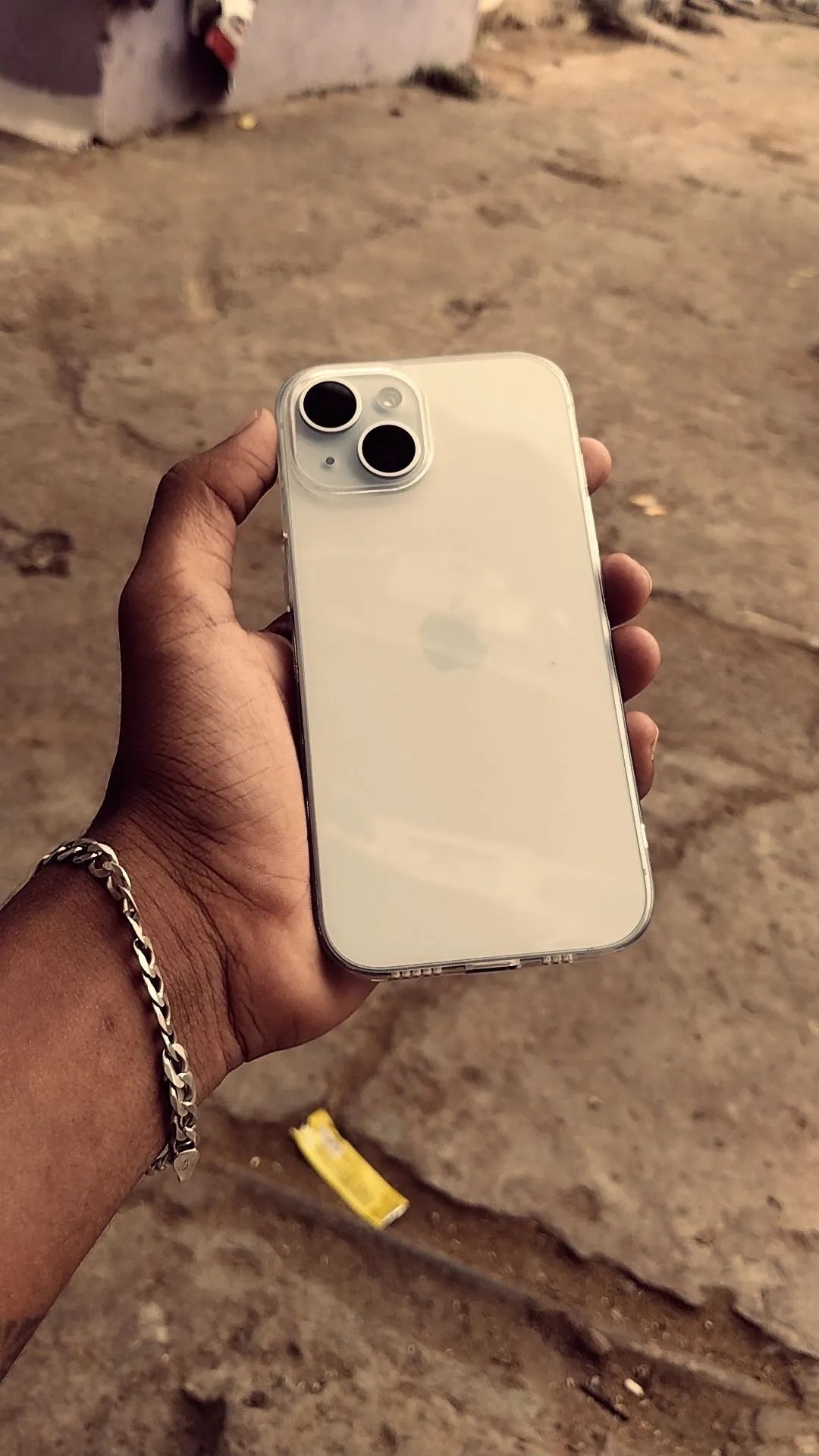 Apple iPhone 15