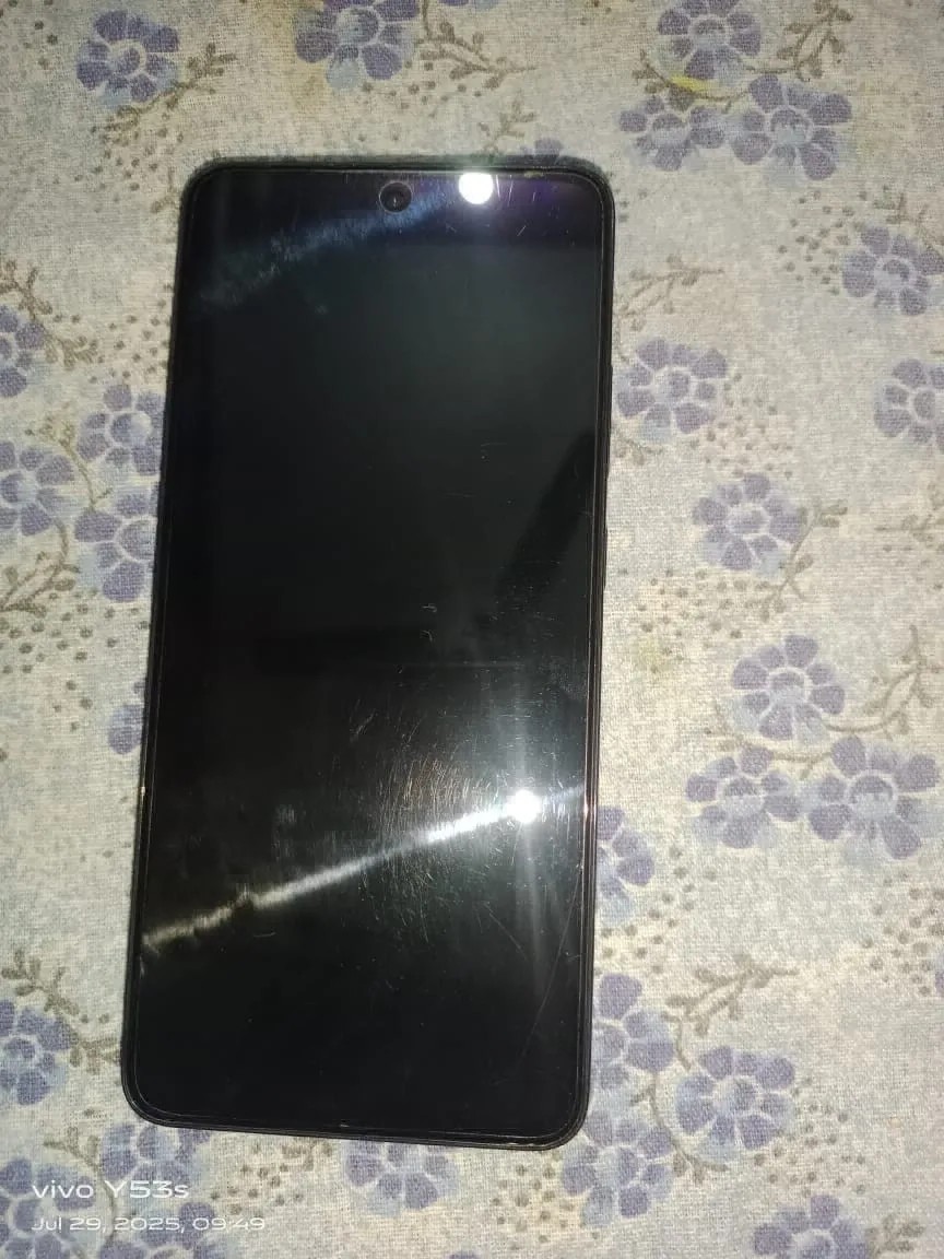 Oppo F27