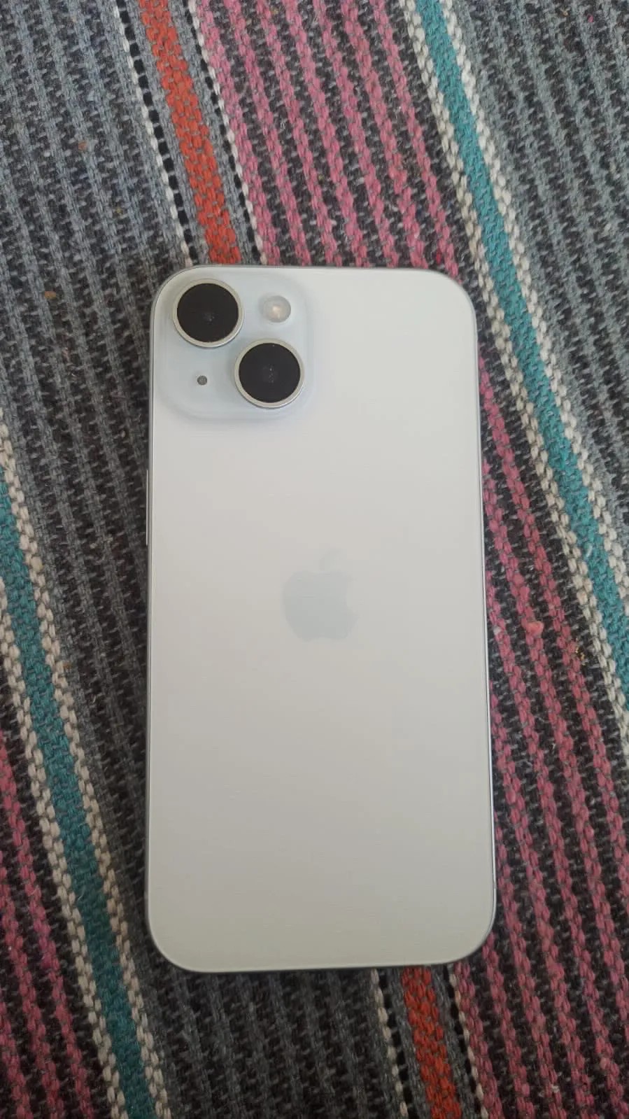 Apple iPhone 15