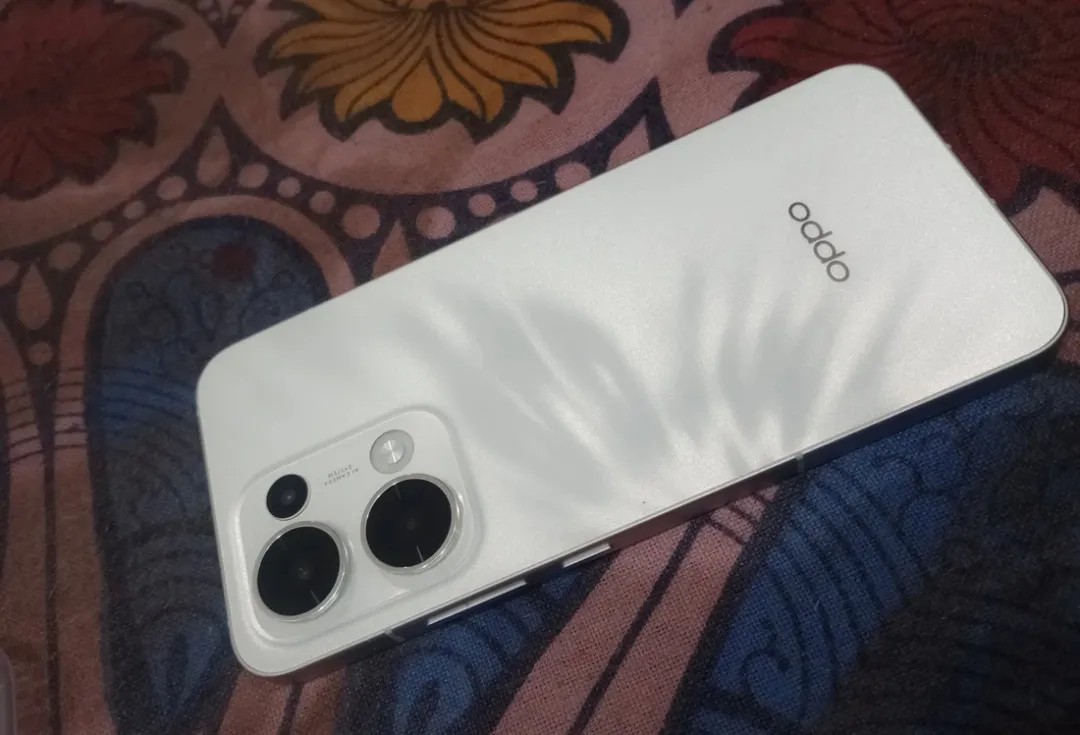Oppo Reno13