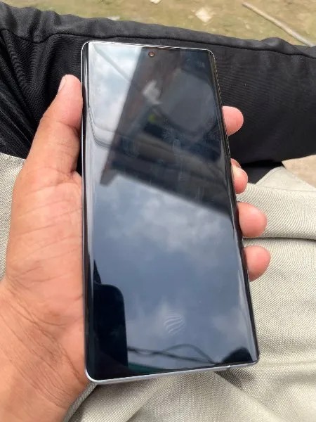 vivo Y300 Plus