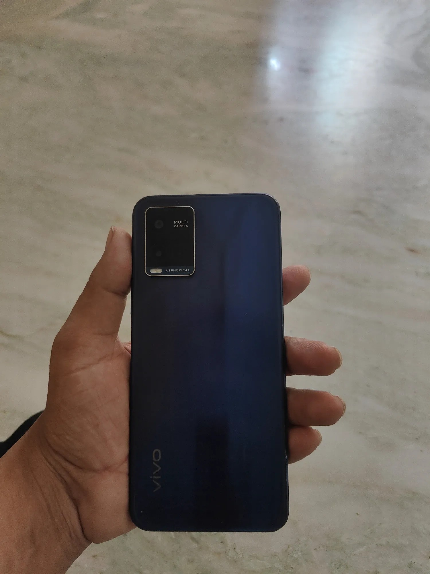 vivo Y21