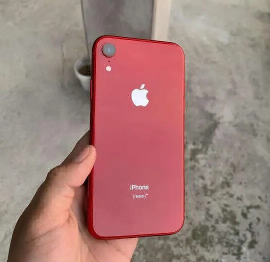 Apple iPhone XR