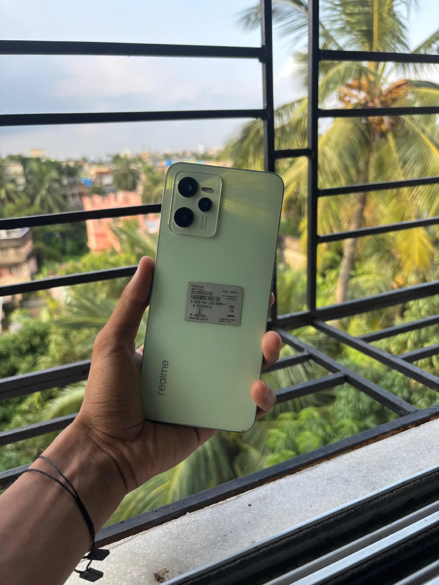 Realme C35