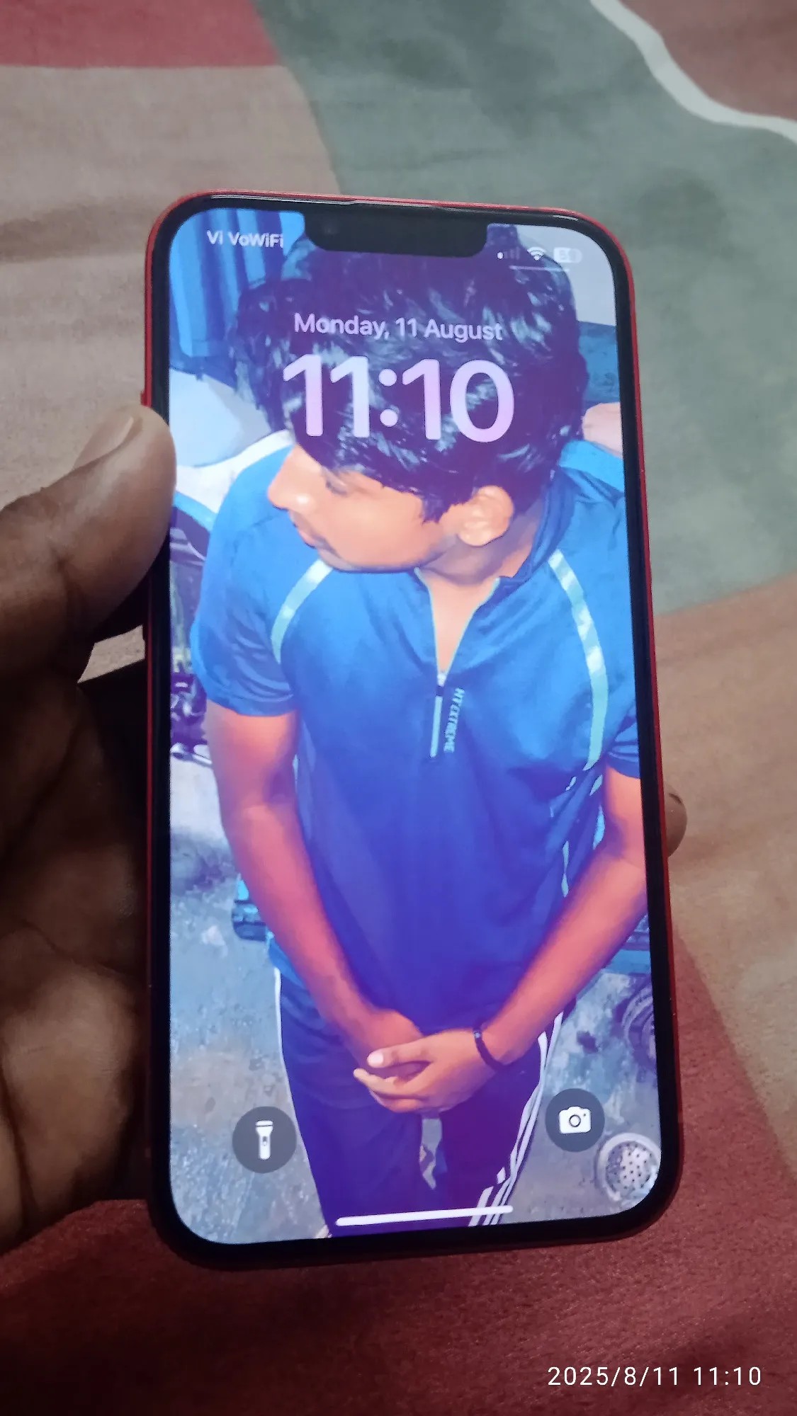 Apple iPhone 13