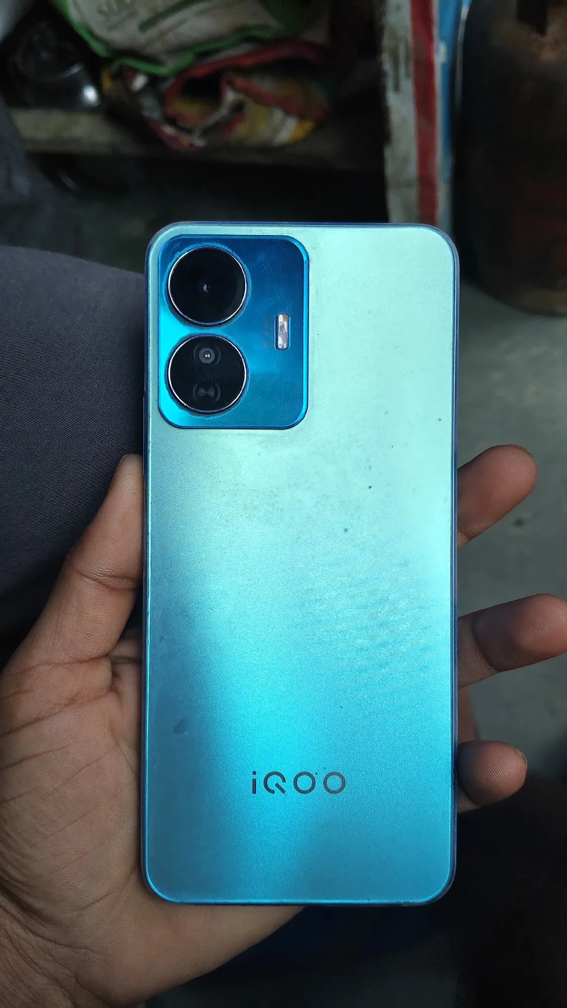vivo iQOO Z6 Lite