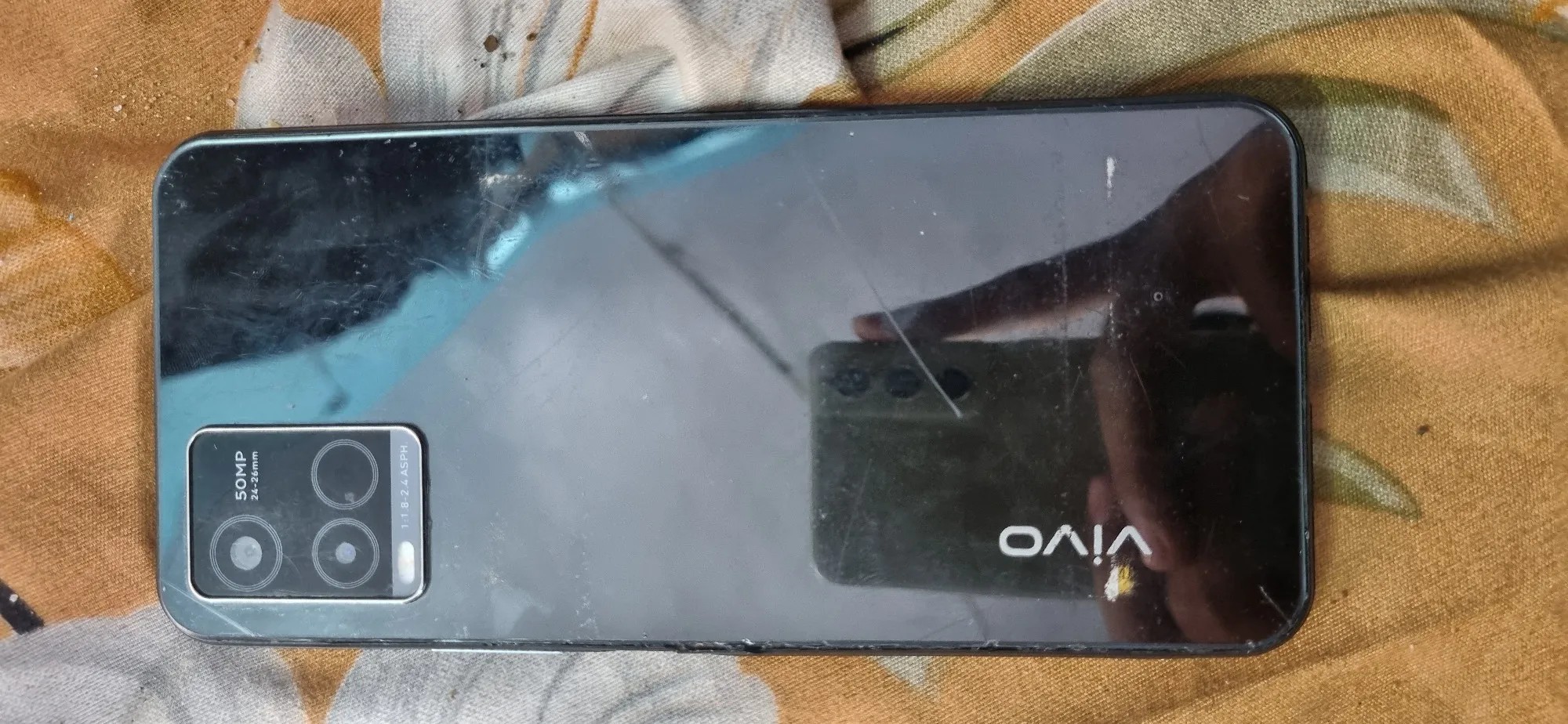 vivo Y21