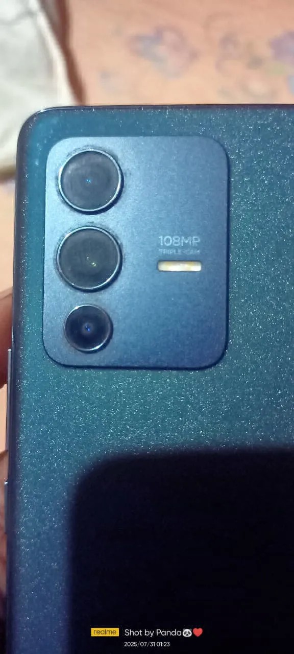 vivo V23 Pro
