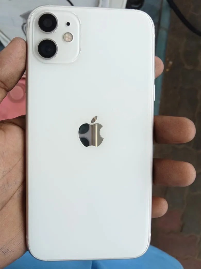Apple iPhone 11