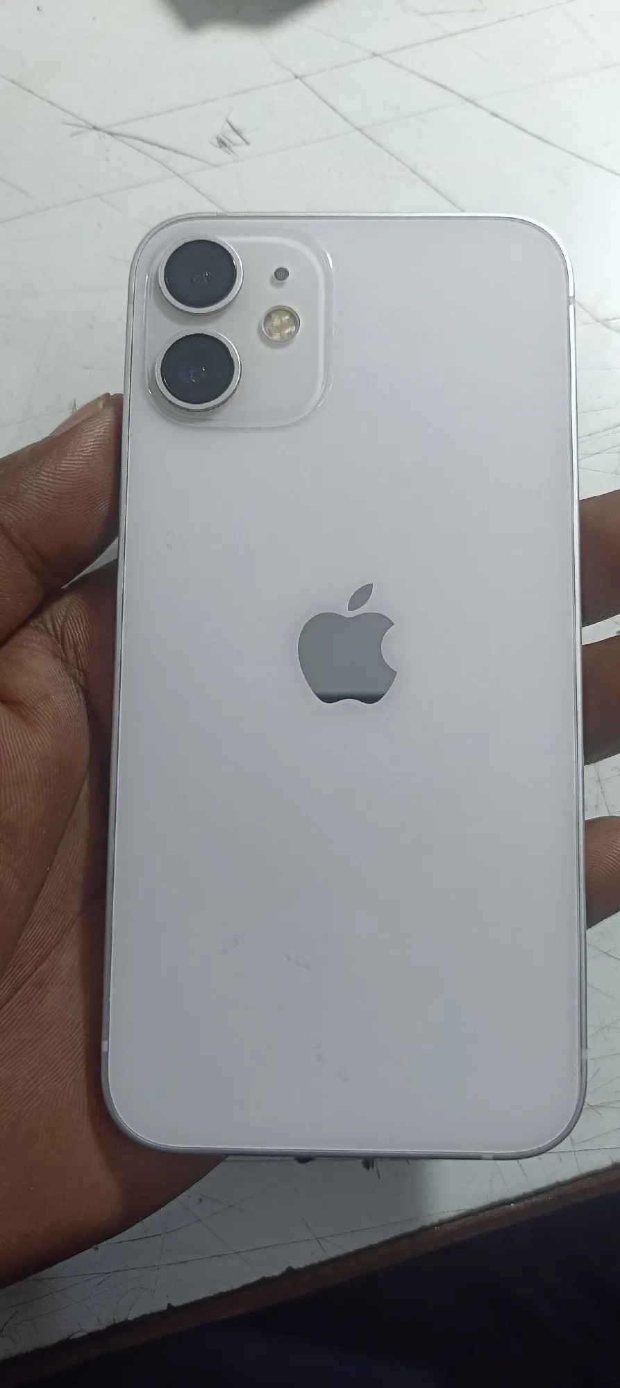 Apple iPhone 12 mini