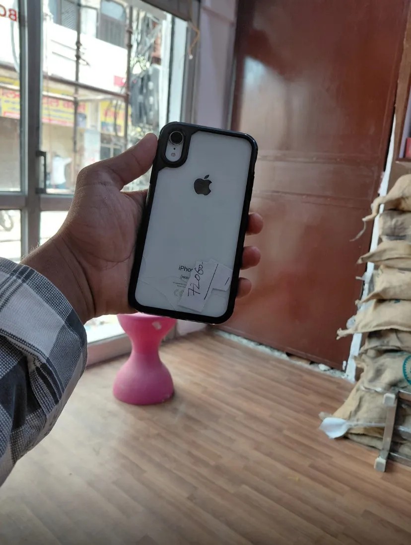 Apple iPhone XR