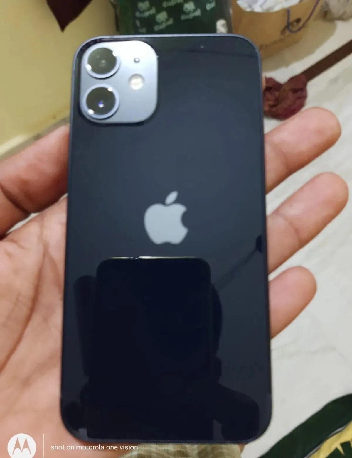 Apple iPhone 12 mini