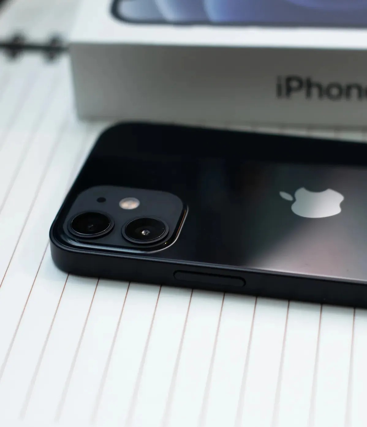 Apple iPhone 12 mini
