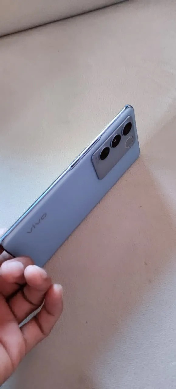 vivo V27 Pro