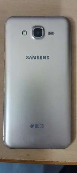 Samsung Galaxy J7