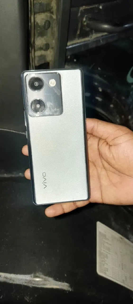 vivo Y300 Plus