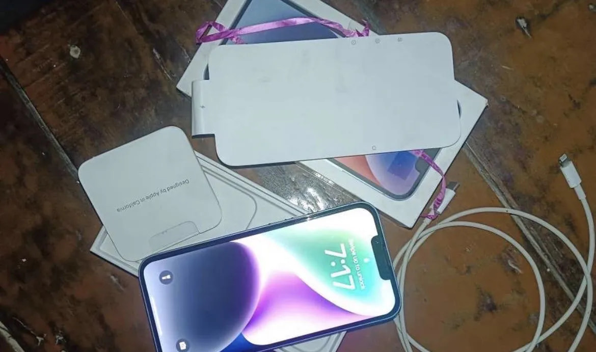 Apple iPhone 14