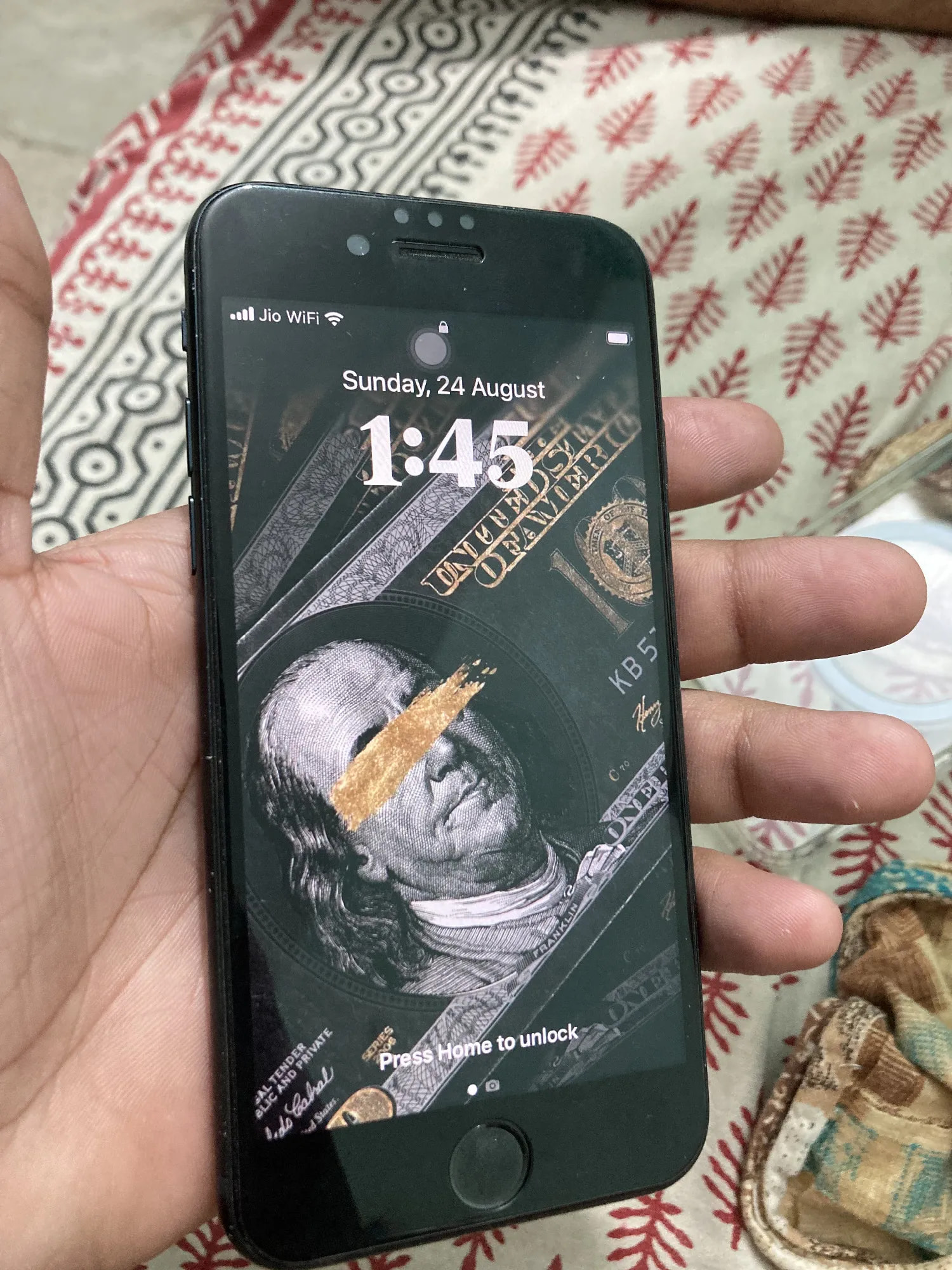 Apple iPhone SE (2022)