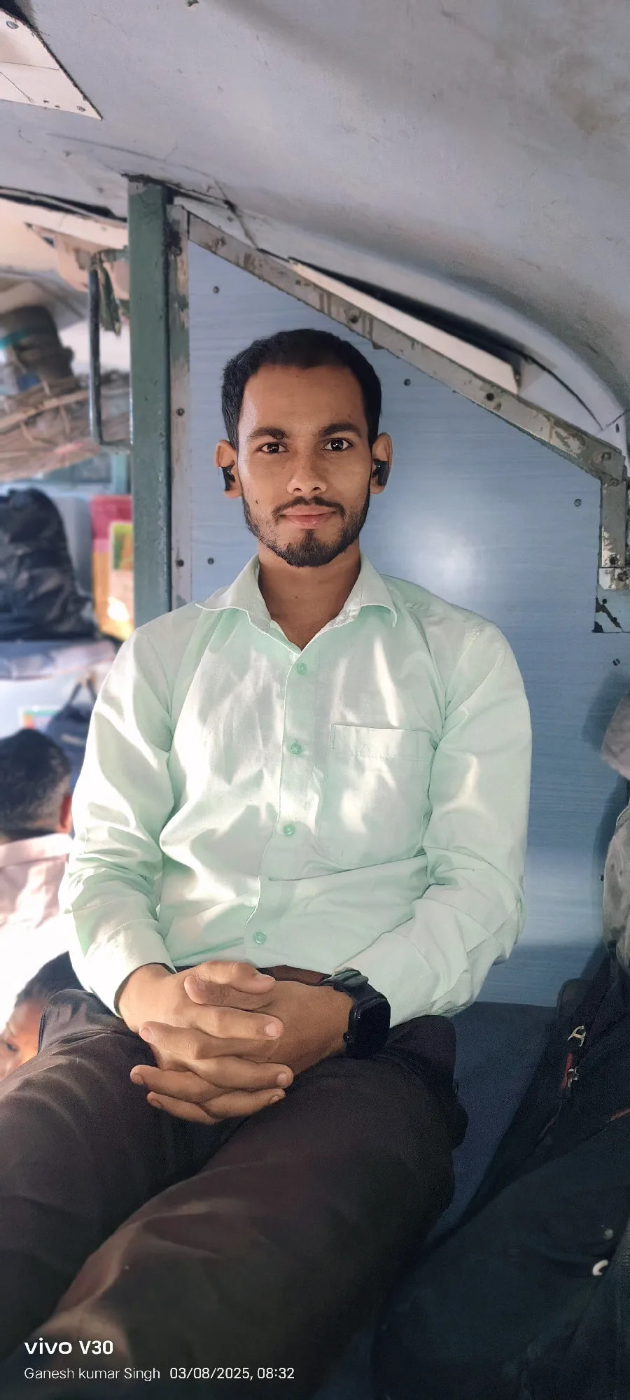 vivo V30