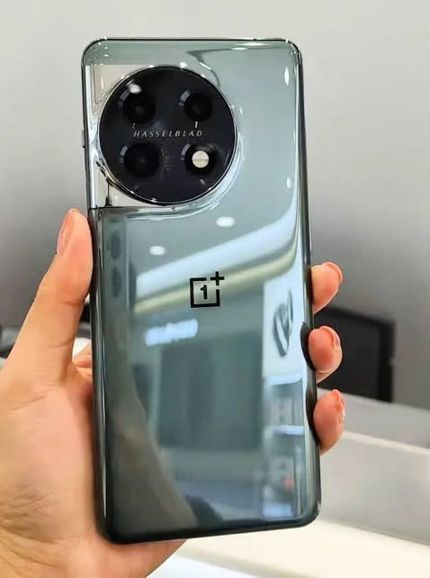 OnePlus 11