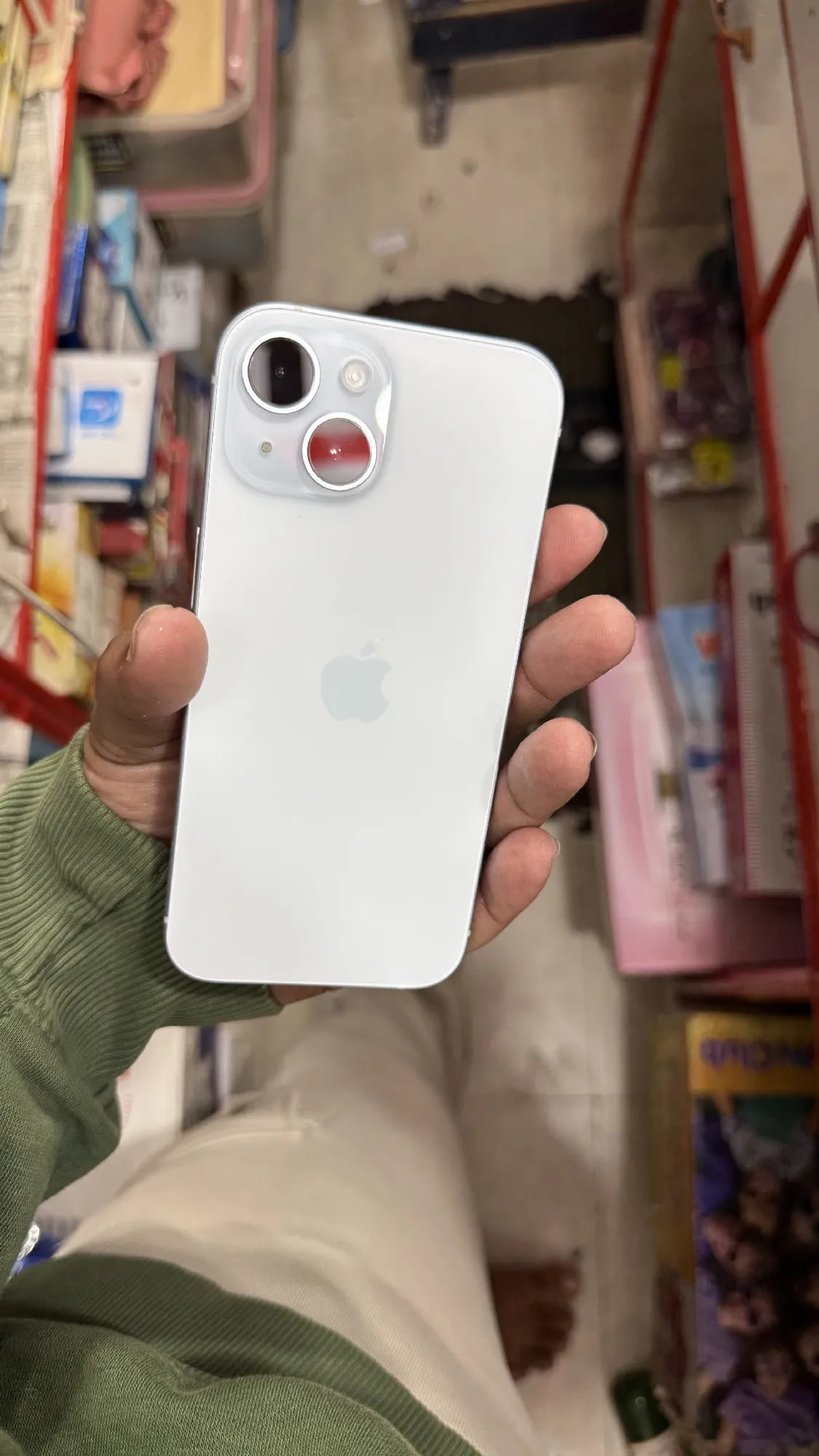 Apple iPhone 15
