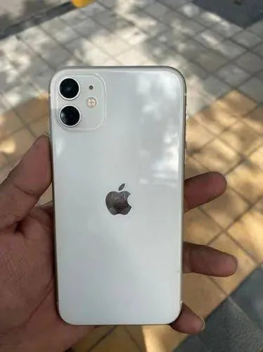 Apple iPhone 11