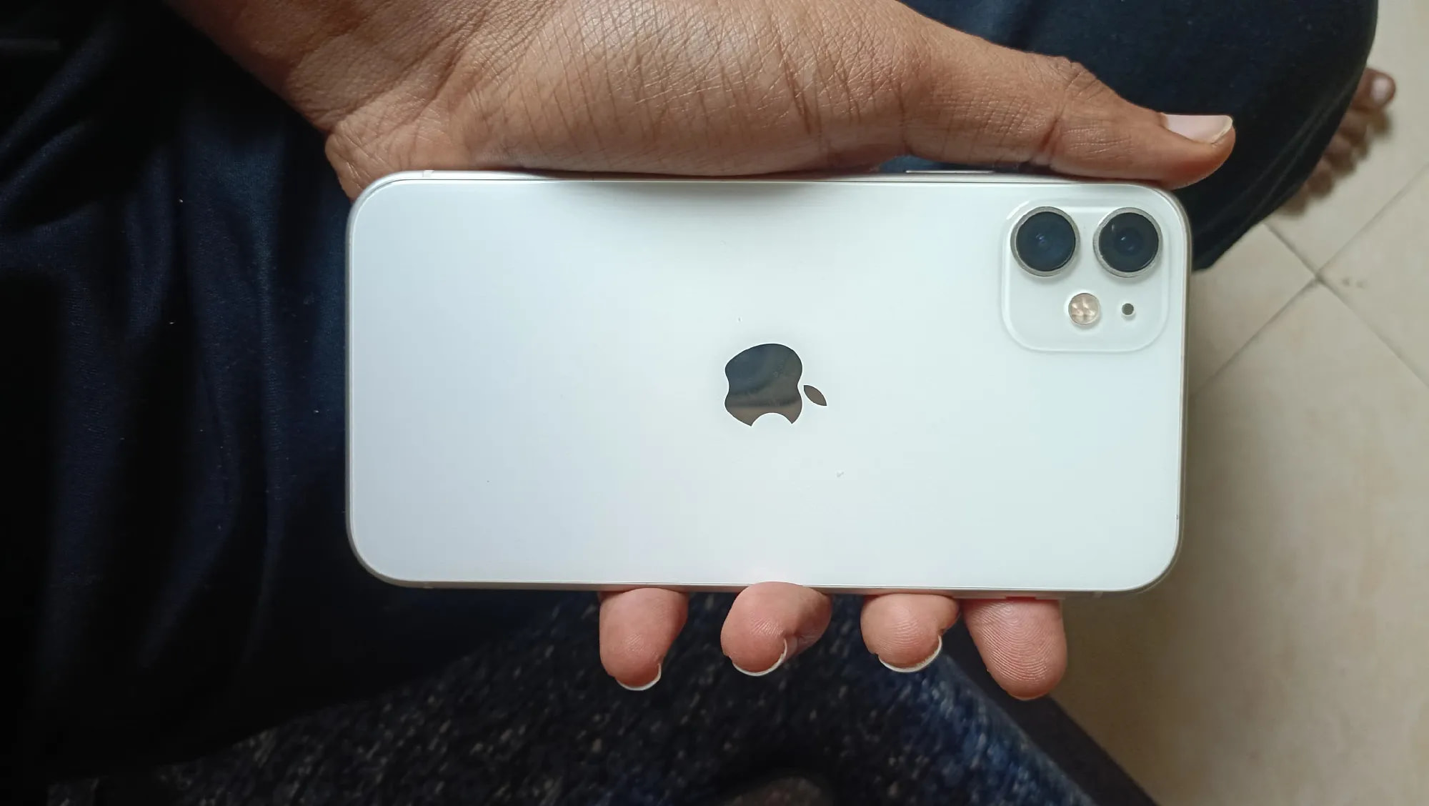 Apple iPhone 11