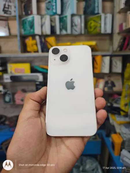 Apple iPhone 13 mini