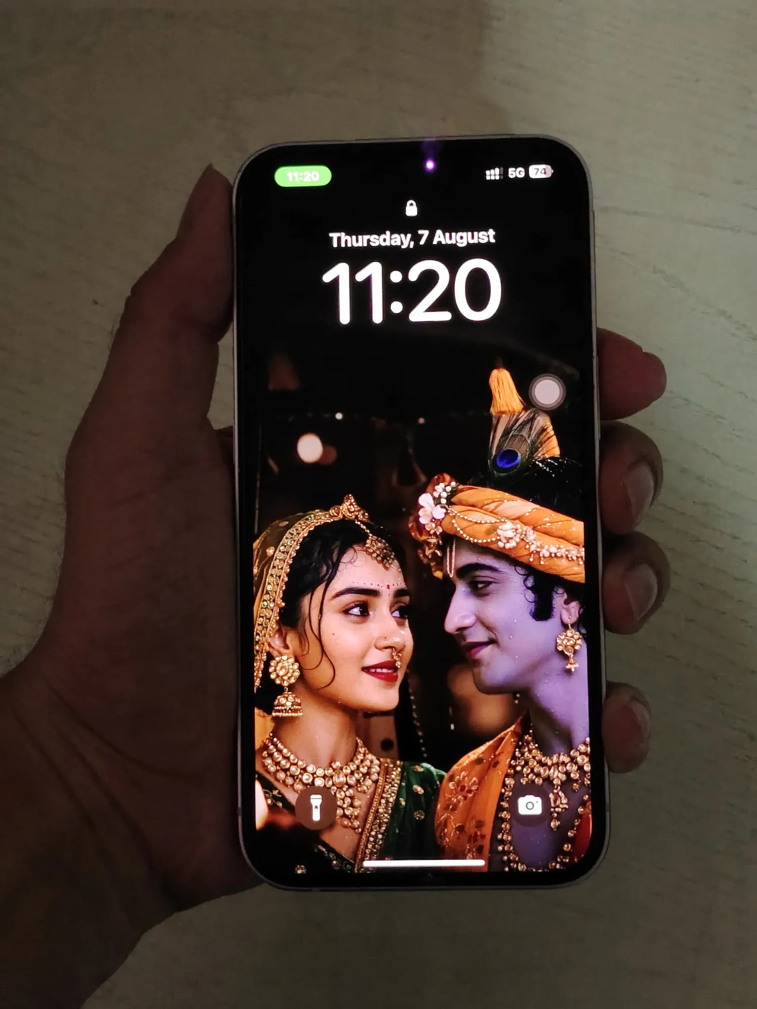 Apple iPhone 13