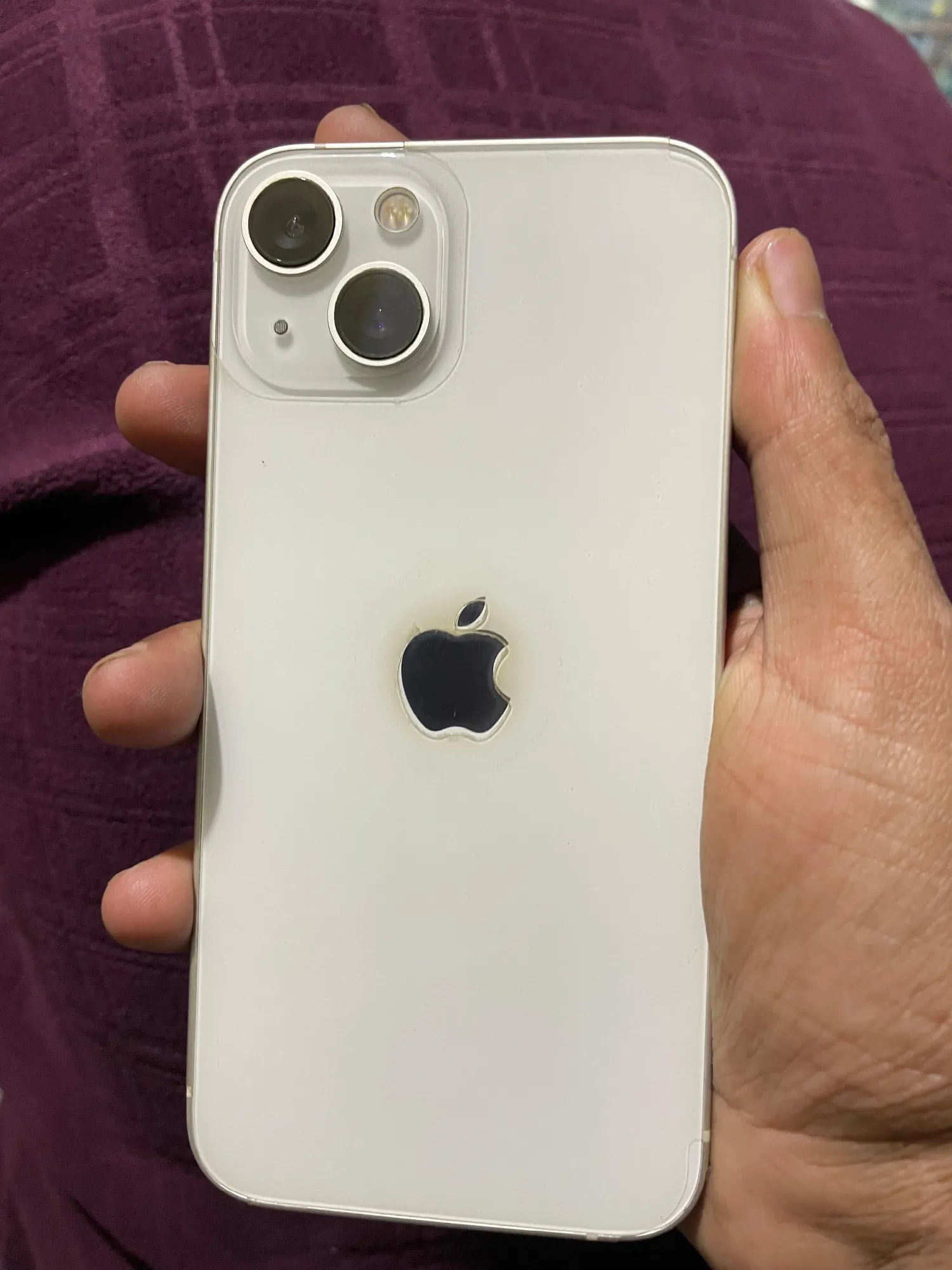 Apple iPhone 13