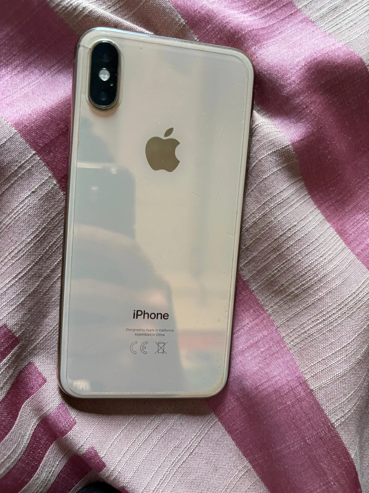 Apple iPhone XS