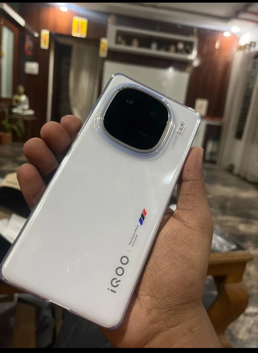 vivo iQOO 12