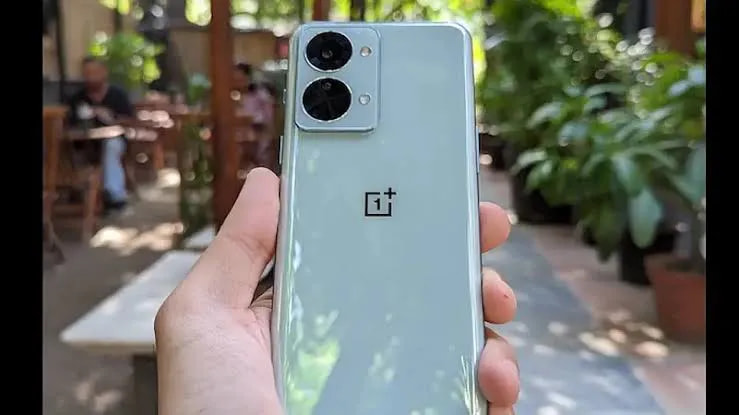 OnePlus Nord 2T