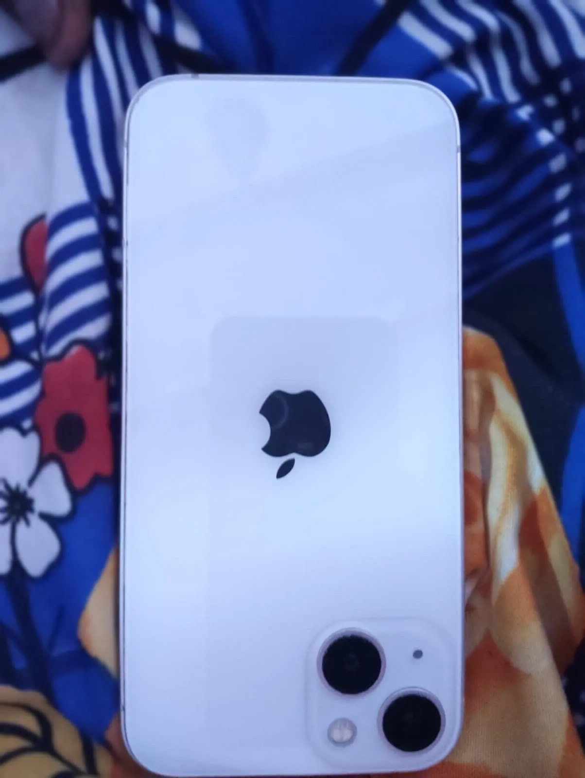 Apple iPhone 13