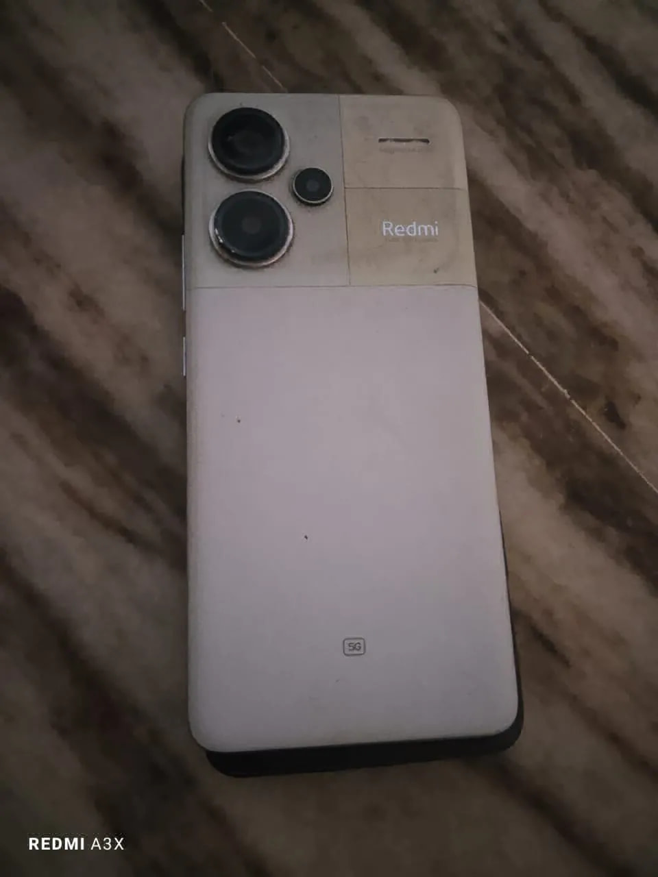 Xiaomi Redmi Note 13 Pro+