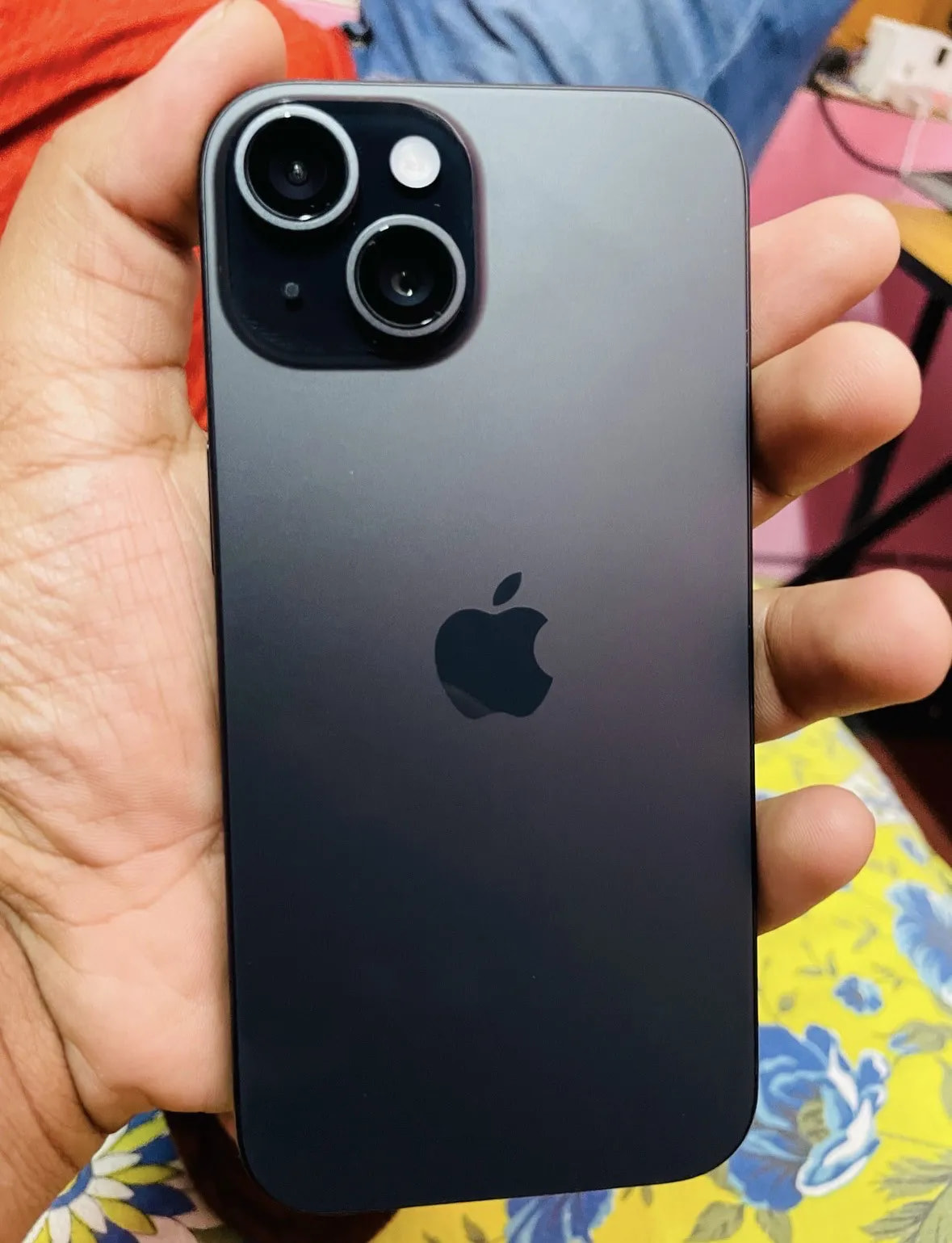 Apple iPhone 15