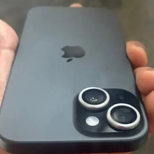 Apple iPhone 15