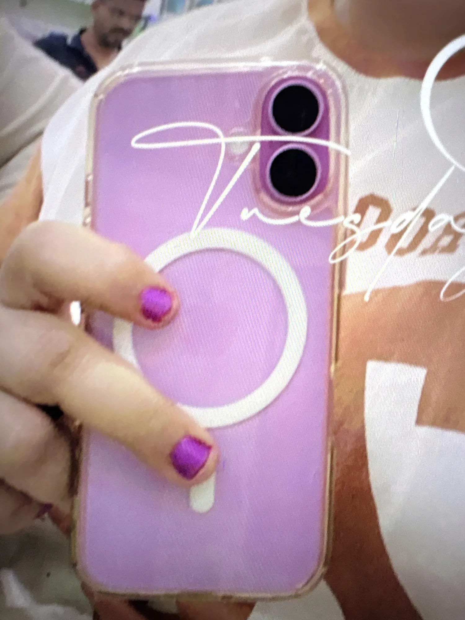 Apple iPhone 16
