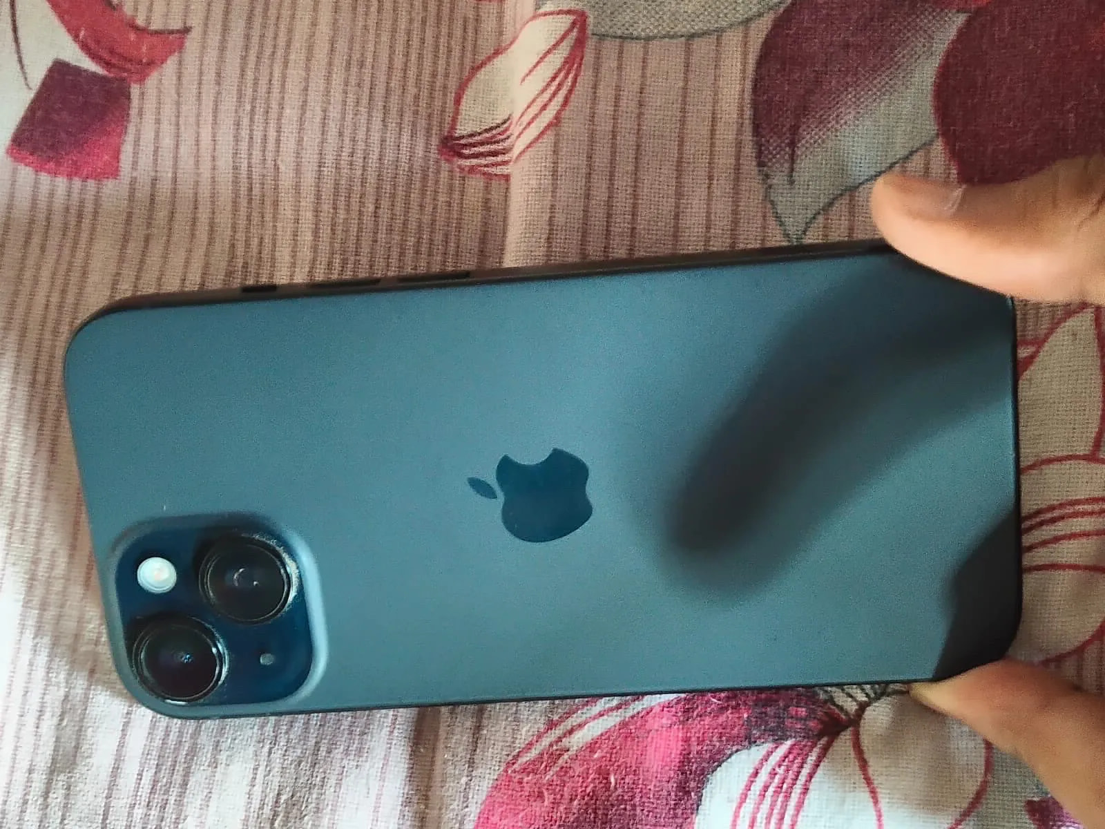 Apple iPhone 15
