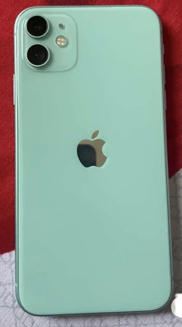 Apple iPhone 11