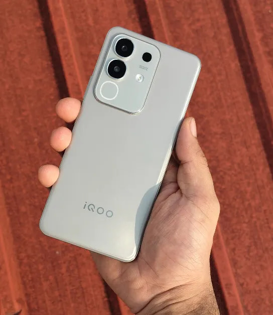 vivo iQOO Z10x