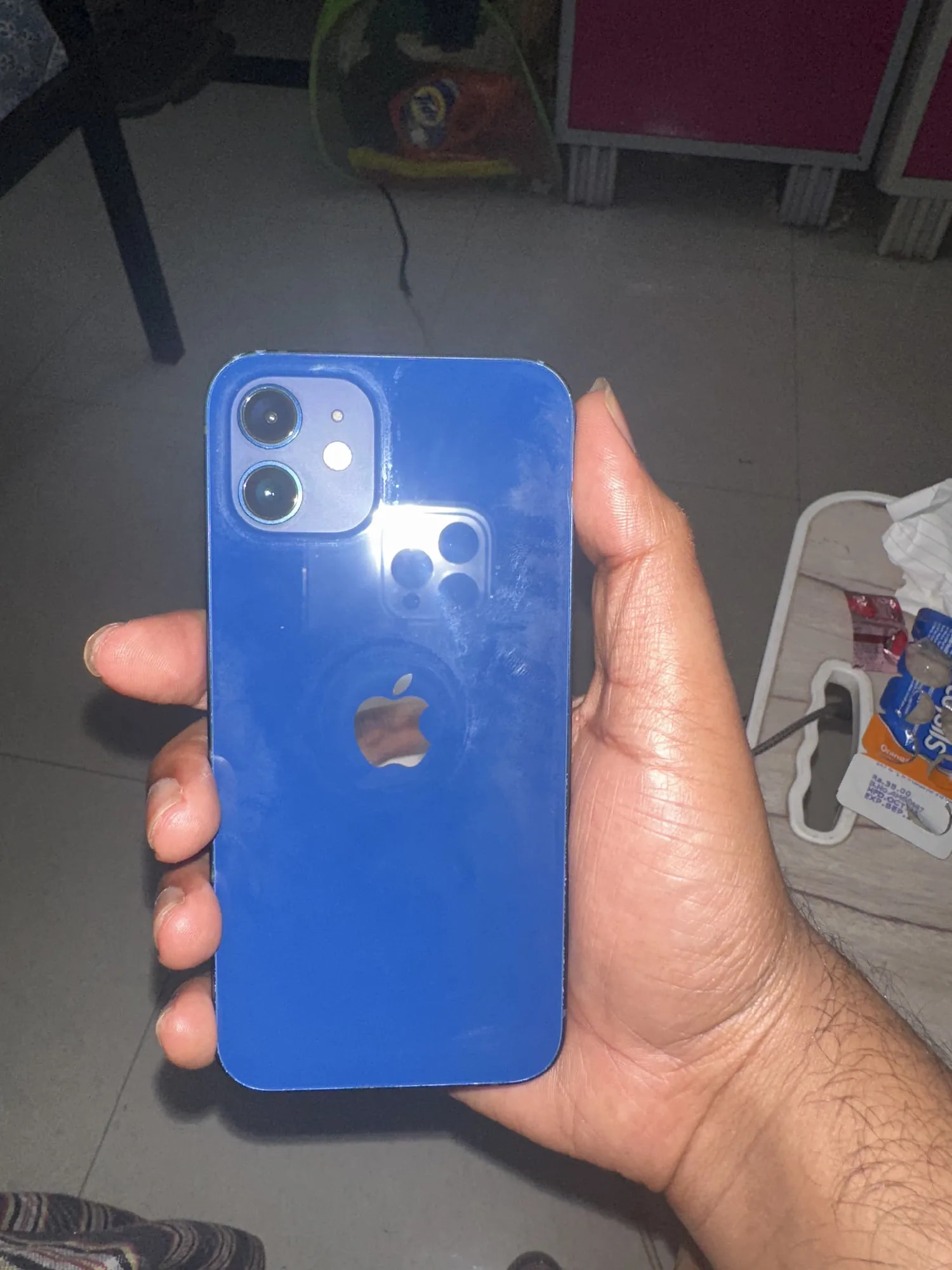 Apple iPhone 12