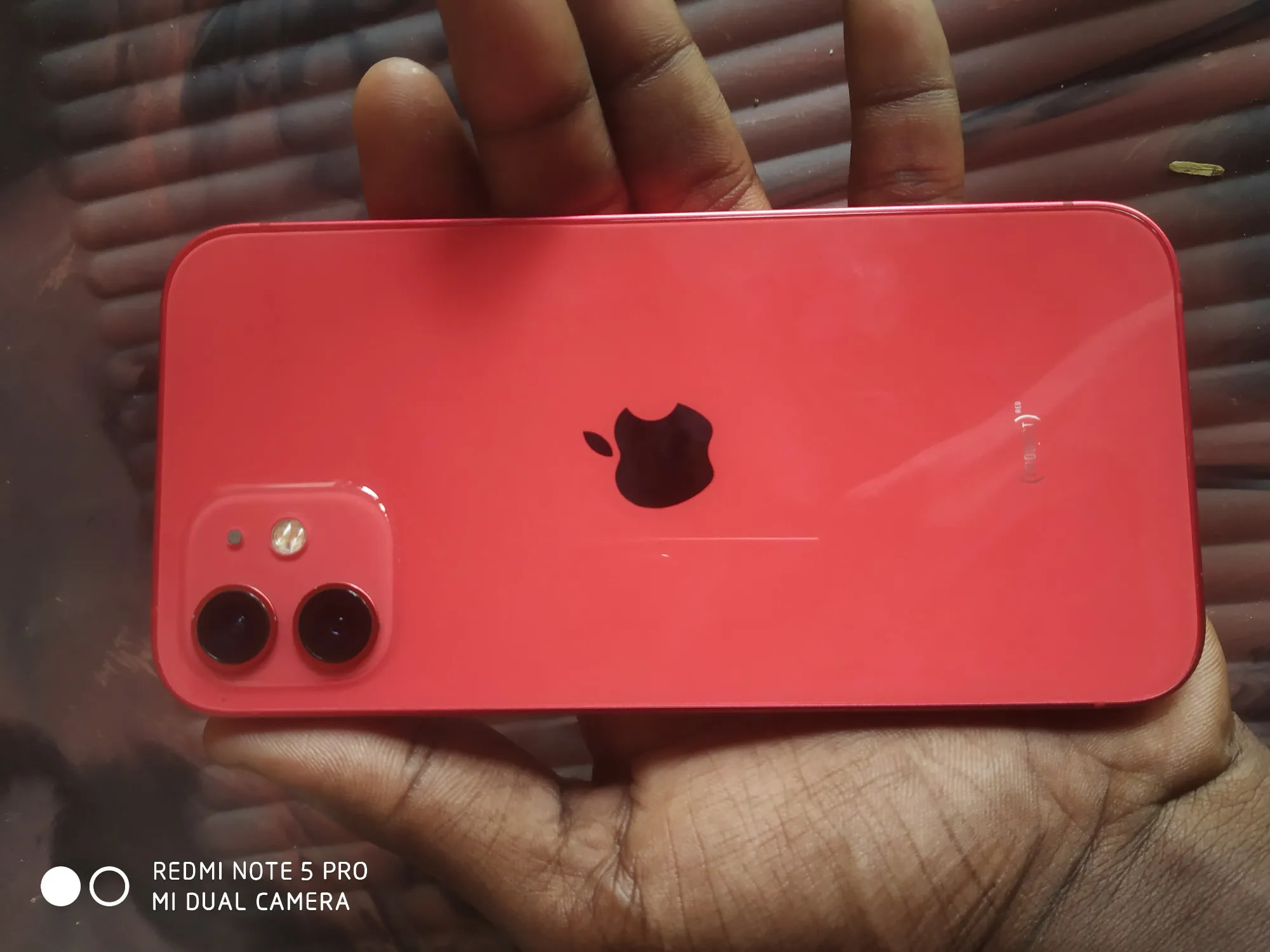 Apple iPhone 12