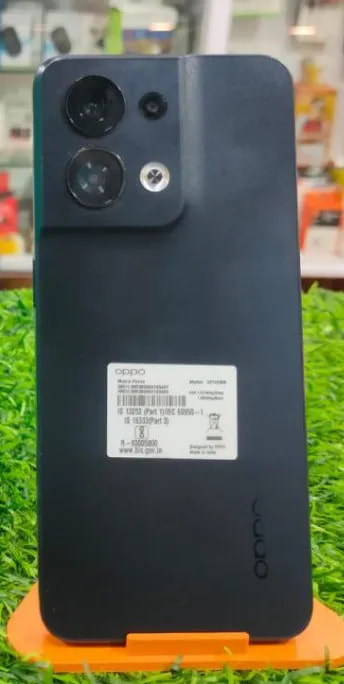 Oppo Reno8