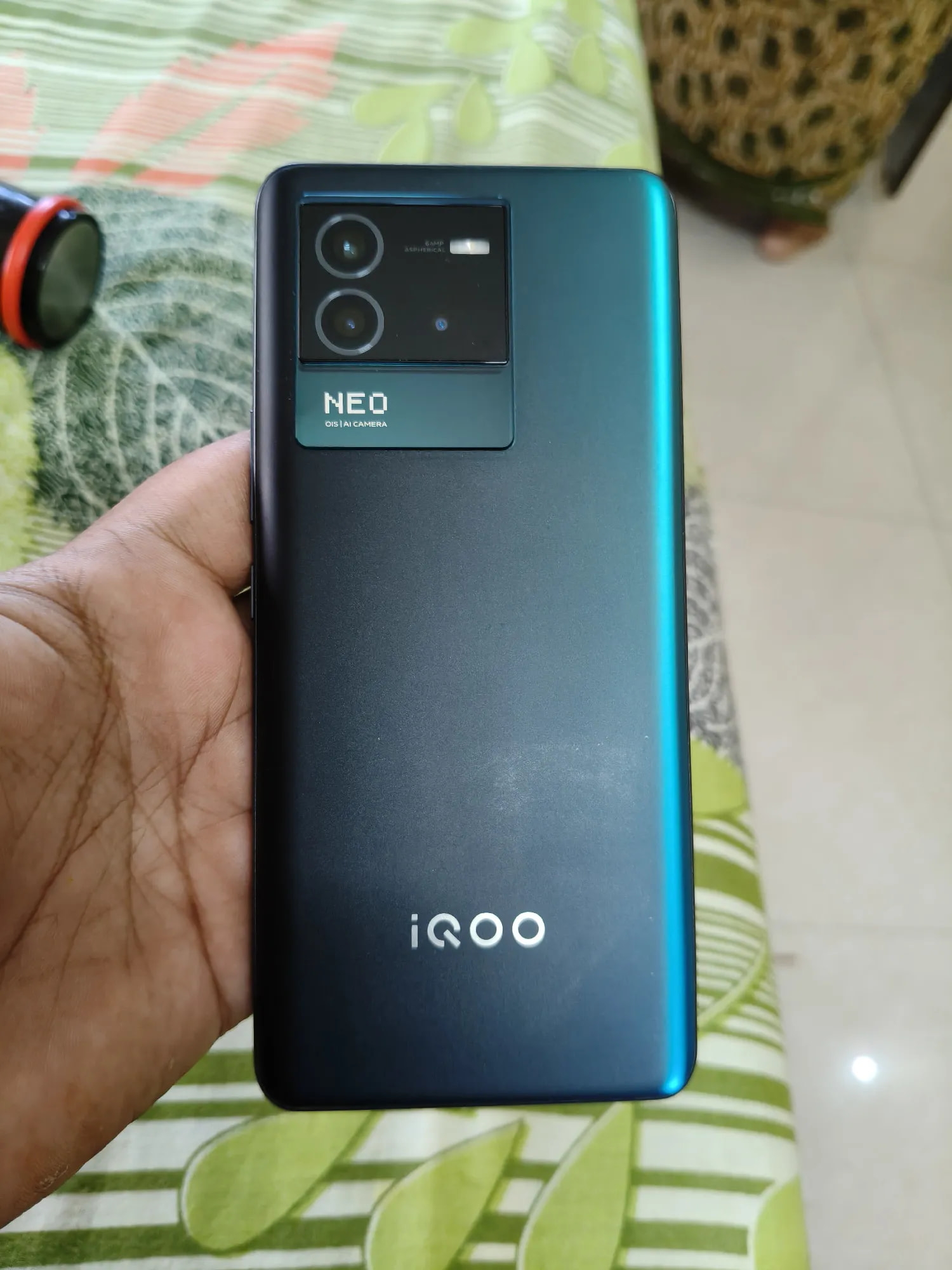 vivo iQOO Neo 6