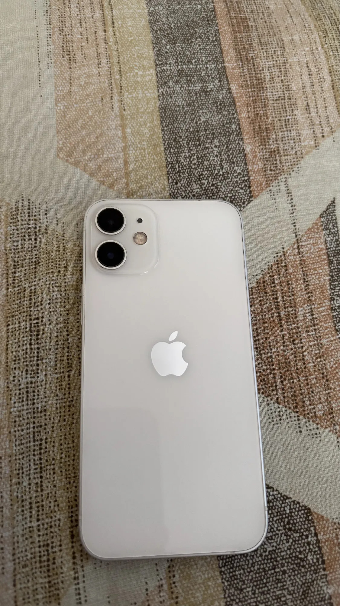 Apple iPhone 12 mini