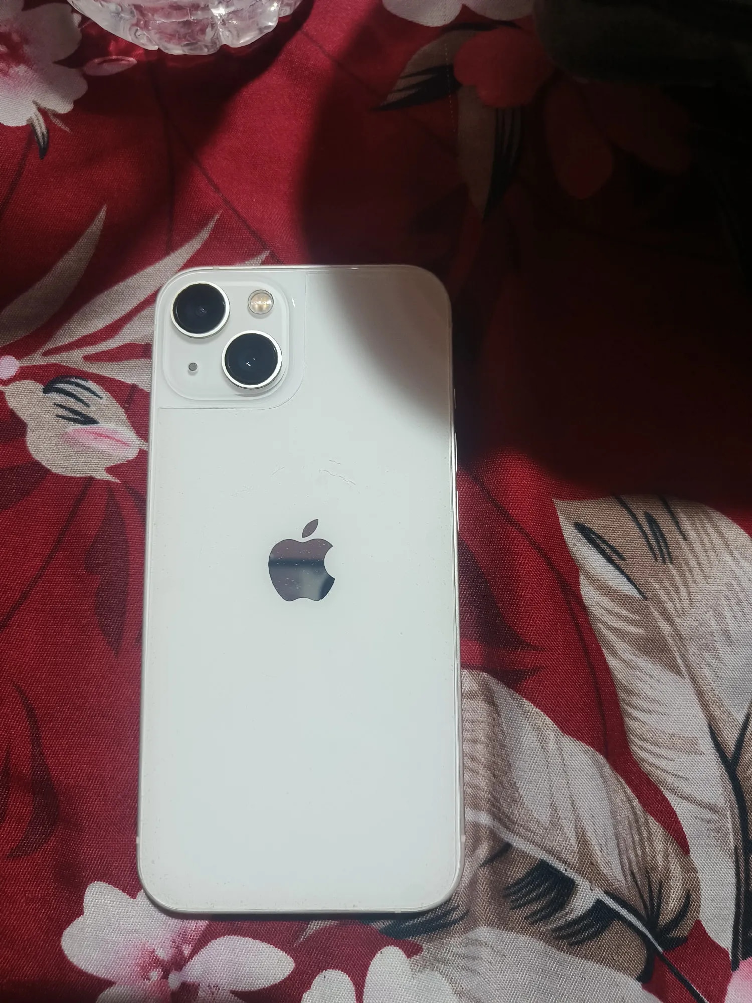 Apple iPhone 13