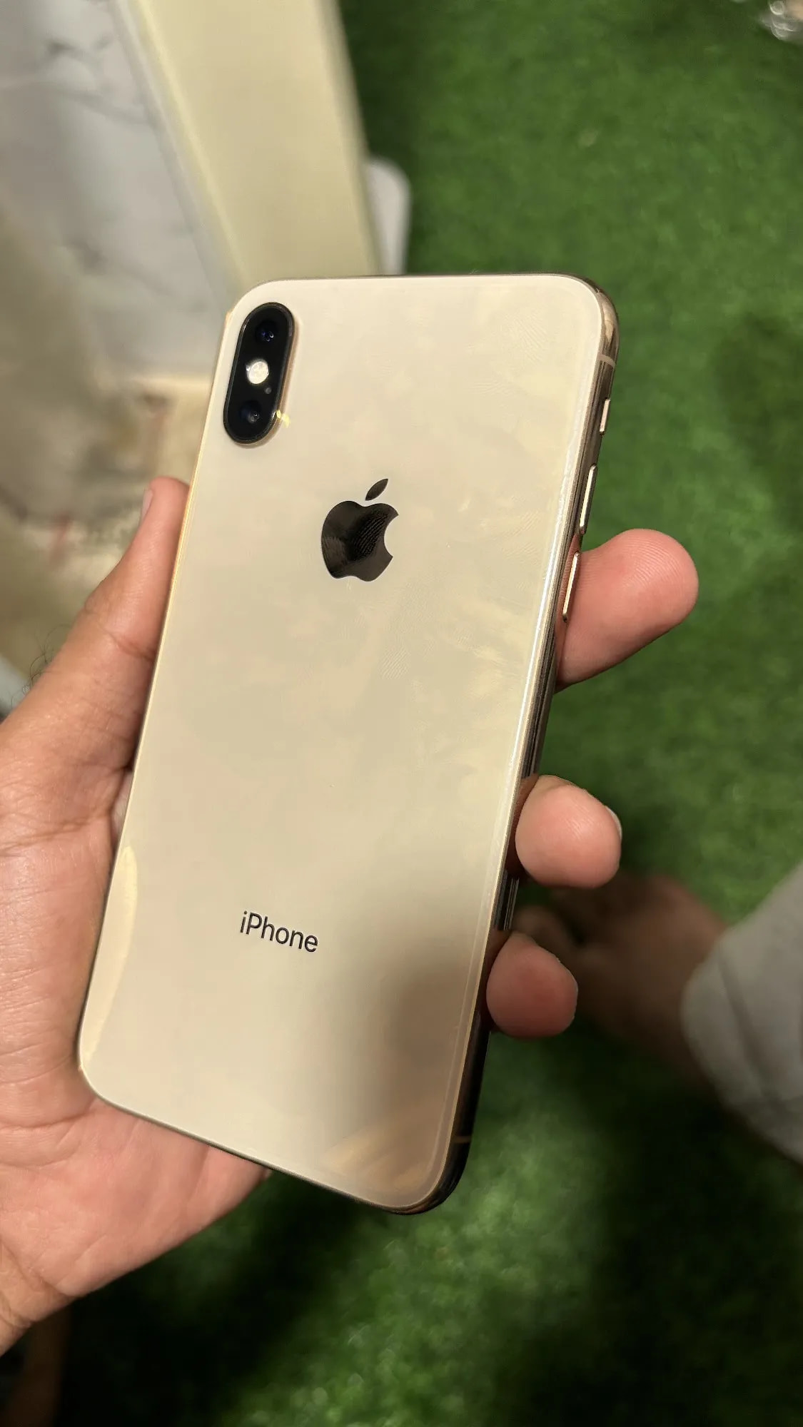 Apple iPhone XS