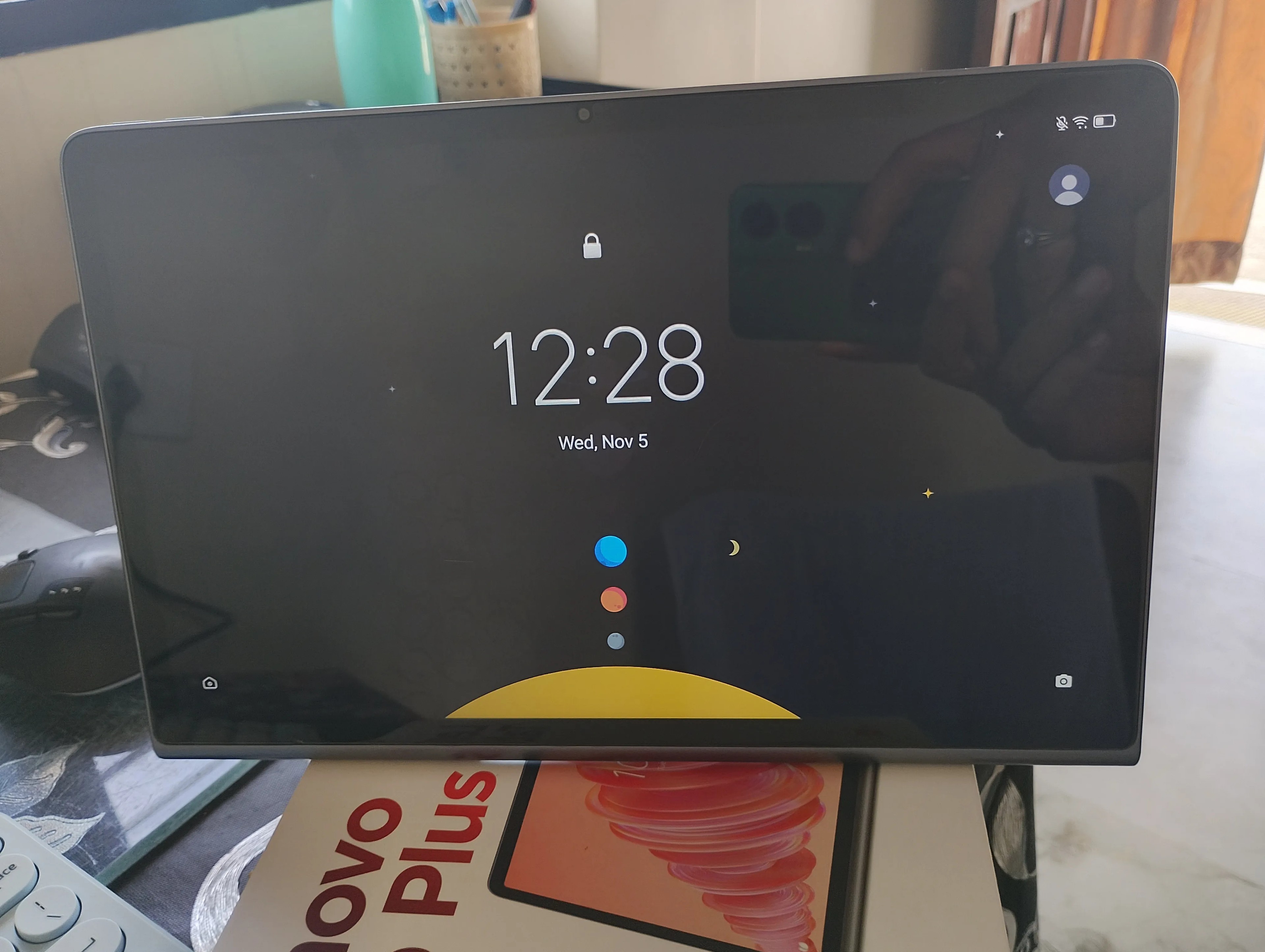 Lenovo Tab Plus
